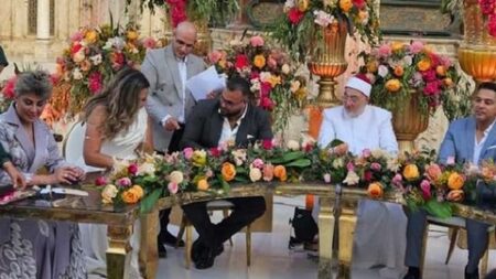 عقد قران ابنة مفيدة شيحة في قلب الاعصار