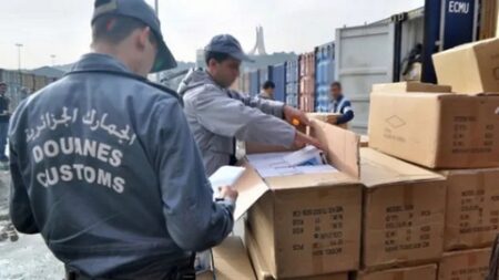 الجمارك تعلن عن تدابير المعالجة الجمركية للطرود البريدية القادمة من خارج الوطن