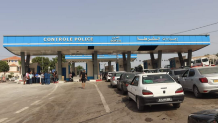 لتحسين ظروف استقبال المسافرين.. تهيئة المعبرين الحدوديين أم الطبول والعيون