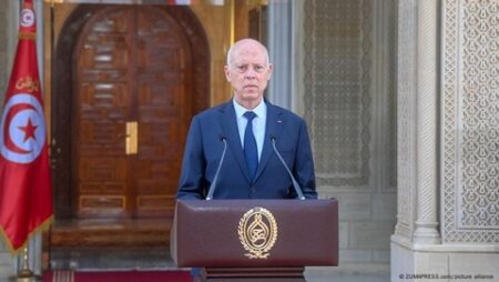 الرئيس التونسي يعلن ترشحه لولاية جديدة في الانتخابات الرئاسية