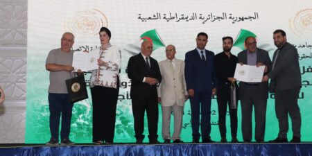 تحت إشراف وزيري المجاهدين والاتصال.. تسليم الأعمال السمعية والبصرية للمؤسسات الاعلامية