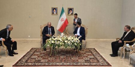 بوغالي يشارك في تنصيب الرئيس الإيراني الجديد مسعود بزشكيان