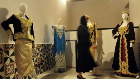 المهرجان الوطني للزي التقليدي الجزائري.. الأصالة تعبق في روح الحاضر بـ “قصر الرياس”