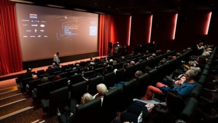 الطبعة الـ12 لمهرجان الجزائر الدولي للسينما.. أفلام وتكريم مؤسسات وشخصيات بارزة في السينما الفلسطينية