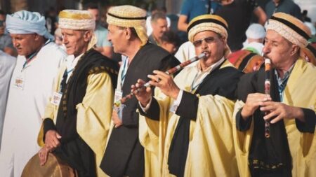 الطبعة الأولى للمهرجان الوطني للموسيقى والأغنية الشاوية.. انطلاقة بعرض كوريغرافي تضامنا مع القضية الفلسطينية