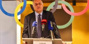 في موقف مثير للاستغراب ..الرجوب يرفض الانسحاب أمام رياضيي الكيان