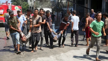 حماس: مزاعم الاحتلال باستهداف قيادات بخان يونس كاذبة للتغطية على المجزرة
