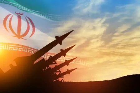 إيران “لإسرائيل”: الثأر لهنية واجب ديني وعليكم انتظار العقاب الأليم