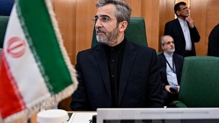 وزير الخارجية الإيراني: واشنطن شريكة للاحتلال في جرائمه وليس وسيطا في المحادثات