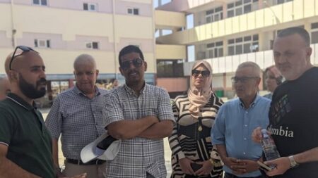 والي الحراش يتوعد المتأخرين في تسليم المشاريع التربوية