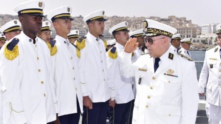 تفتيش المفرزة البحرية بعد قيامها بالحملة التدريبية