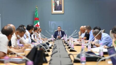 وهران: تنصيب لجنة تقنية لترقية الاستثمار الفلاحي