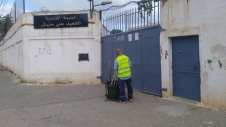 تكثيف تدخلات التنظيف بمحيط المؤسسات التربوية بالحراش