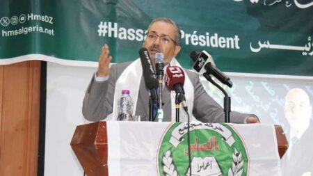 مناصرة: السيد حساني شريف يعتبر الاستحقاق الانتخابي فرصة حقيقية لصناعة التنمية المنشودة
