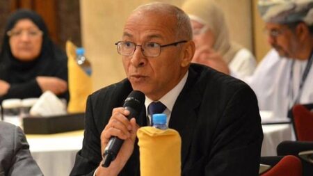 البروفيسور العيد جلولي يدعو الرئيس المقبل للاهتمام أكثر بالقطاع الثقافي