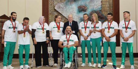 الرئيس تبون يكرم الرياضيين الذين شرفوا الجزائر في الألعاب البارالمبية باريس 2024