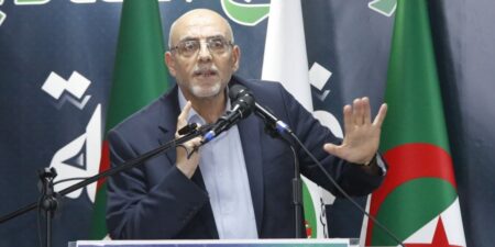 حركة مجتمع السلم تبرز أهمية مباشرة حوار وطني “واسع وجامع”