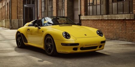 من أجل عشاق السيارات.. بورش تصنع 993 سبيدستر الفريدة