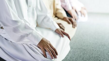 أهمية التعاون على الطاعة
