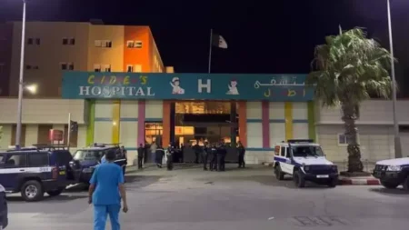 سعيود يأمر بفتح تحقيق.. حريق بمستشفى أطفال بوهران
