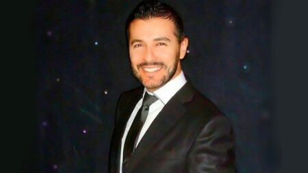 الإعلامي توفيق رمانة يصرح لـ “الموعد اليومي”: برنامج “في البال” أردته لاسترجاع أجمل الذكريات.. هدفي من برامجي الفنية يكمن في الارتقاء بالفن الجزائري الأصيل