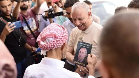 بن قرينة يدعو إلى التصويت لصالح المترشح الحر السيد عبد المجيد تبون لاستكمال مسار الإصلاحات