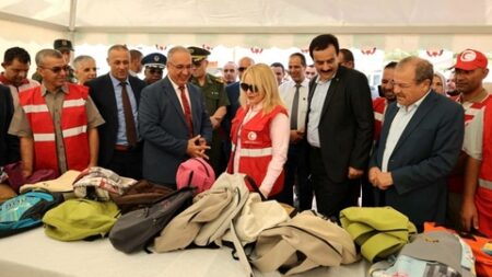 تيسمسيلت: انطلاق قافلة تضامنية لتوزيع 4000 حقيبة مدرسية