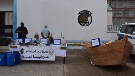 الطارف: تفكيك ورشة سرية لصناعة قوارب الهجرة غير الشرعية