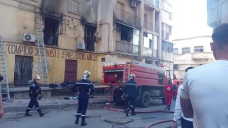 وهران.. تفحم عائلة من 05 اشخاص في حريق شقة  