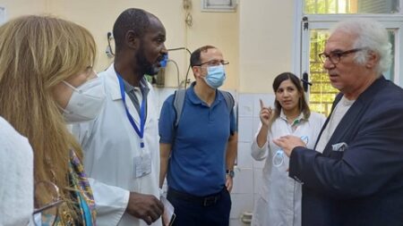 صنهاجي: المرضى الوافدون  يتم علاجهم  مع المواطنين الجزائريين.. توصيات من أجل وضع ملحقة لمعهد باستور بجنوب الوطن