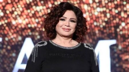 إلهام شاهين تواصل الجدل: العمل عبادة ولا يجب أن تكون الصلاة ذريعة لتعطيله