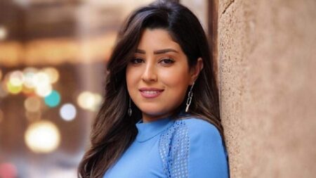 بعد لبنى عبد العزيز.. آيتن عامر ترفض الظهور مع نزار الفارس