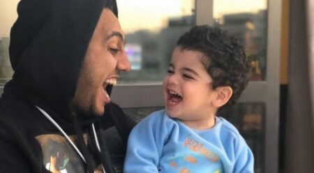 آخرهم إسماعيل الليثي.. نجوم عرب فقدوا فلذات أكبادهم في عمر الزهور