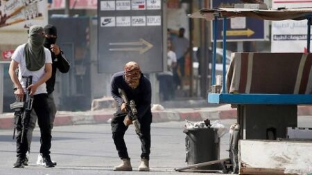 المقاومون يخوضون اشتباكات مع الاحتلال شمالي الضفة الغربية