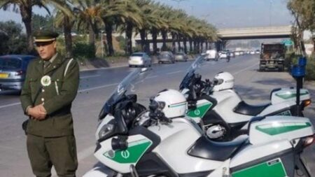 الدرك الوطني يحذر من هؤلاء المحتالين في الطرق !