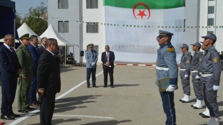 عنابة: تخرج الدفعة ال 17 لأعوان الرقابة من مدرسة ضباط الجمارك بحجر الديس