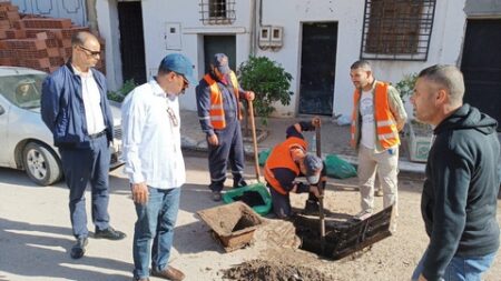 تدخلات استباقية تحسبا لتبعات التقلبات الجوية بالحراش