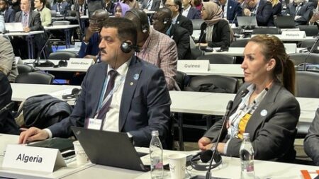 دربال يدعو إلى تعزيز الحوار والتشاور لضمان التنمية المستدامة في العالم