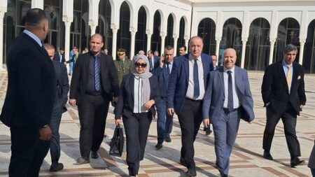 جهود لنشر الوعي التاريخي بين الشباب بالعاصمة