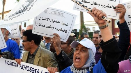 حملة تكميم الأفواه في المغرب.. تلفيق التهم للأصوات الحرة كأداة لإسكات المعارضين