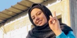 التشكيلية والرسامة محاسن الخطيب.. شعارها خير طريقة للخلود هي العطاء