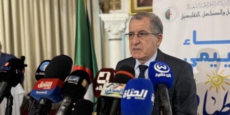 ديدوش: موسم الاصطياف لسنة 2024 شهد إقبالا كبيرا للسياح من داخل الوطن وخارجه