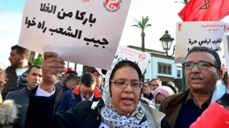 مؤشرات تنذر بتفجر الوضع في المغرب