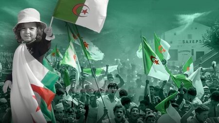 العلم الوطني.. راية مجدت تاريخ شعب كتب مجده بالدم
