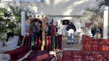 ترقية السياحة بالجنوب: قافلة لمنظمي الرحلات السياحية جزائريين وأجانب بمنطقة ميزاب بغرداية