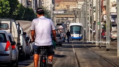 دراسة طلبات رخص التنقل الاستثنائية بحسين داي  