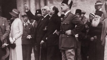 وعد “بلفور”.. 107 أعوام على سرقة الأرض