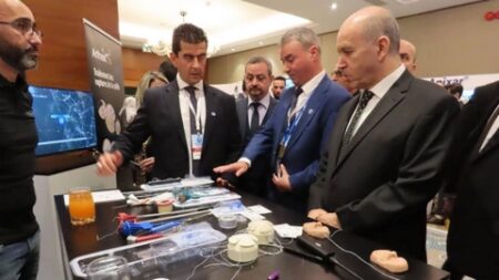 وزير الصحة يشرف على افتتاح المؤتمر السنوي للجمعية الجزائرية لجراحة المفاصل