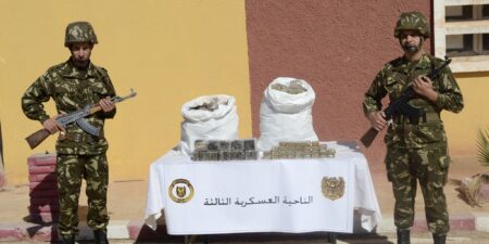 إحباط محاولة إدخال 4 قناطير من الكيف المعالج عبر الحدود مع المغرب