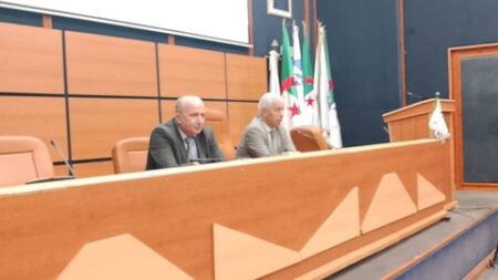وضع آليات لتنسيق التعاون بين مؤسسات التعليم العالي ومختلف القطاعات الصناعية